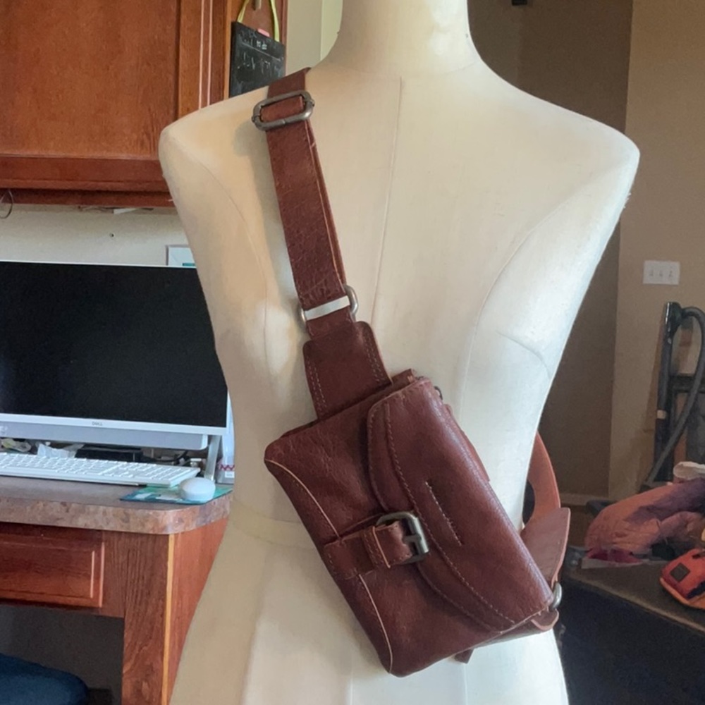 Spikes & Sparrow Brown Genuine Leather Belt Bag/Cross Body Bag, NIB